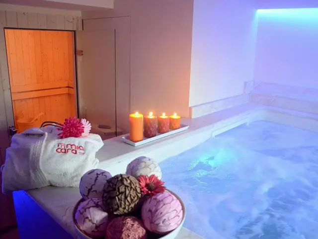호텔 미아 카라