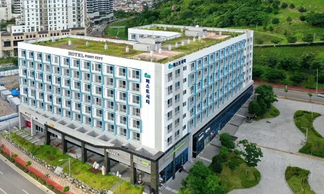 여수 퍼스트시티호텔