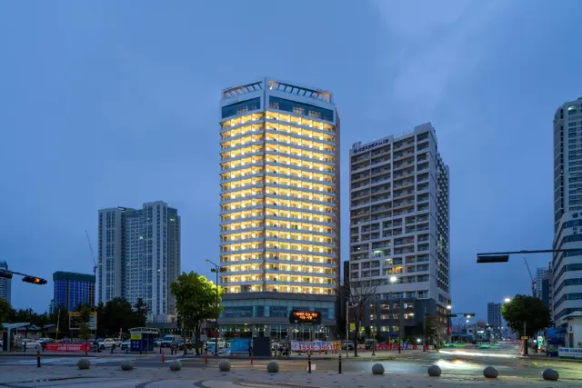 르컬렉티브 속초해변