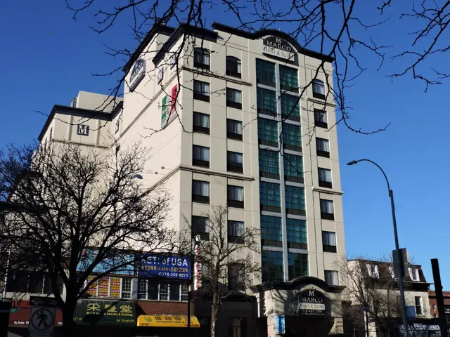 마르코 라과디아 호텔 앤 스위트