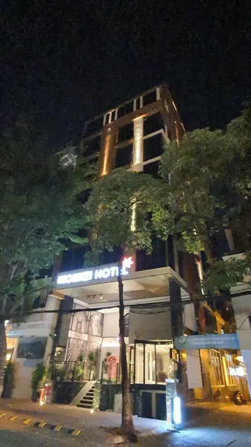 모미지 하노이 2 - 판 케 빈